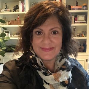 Meet your Posher, Conni